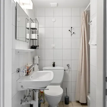 2 Pp - Crans-montana Centre - Rue Du Prado *